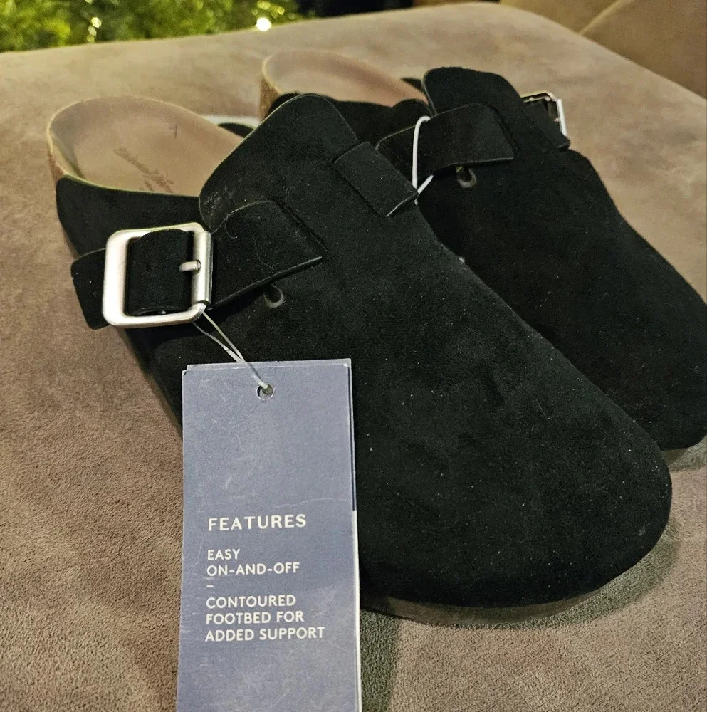 Universal Thread all black suede women's Clogs - Picture 6 of 8
